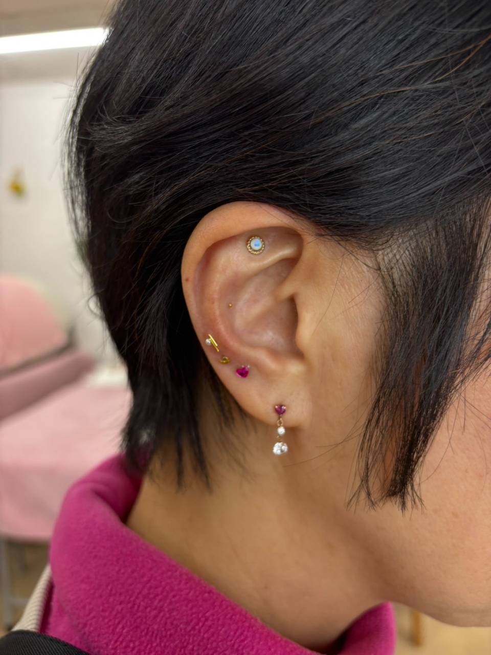 広島市西区のエステサロン優菜です！耳つぼジュエリーできます