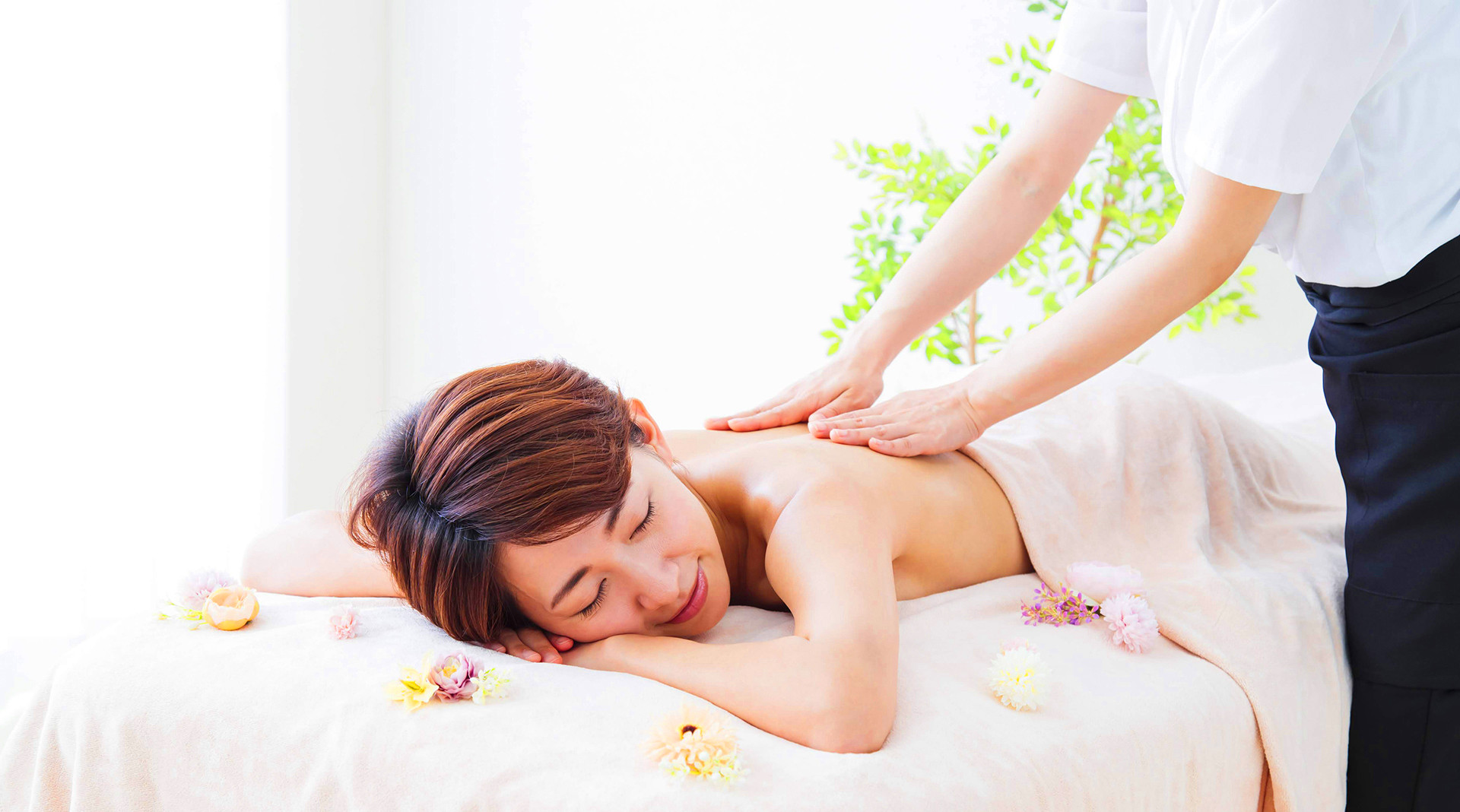 広島市西区のエステサロン優菜です！４月の定休日のお知らせです。